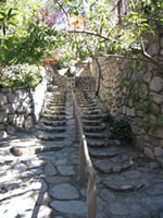 arrowhead villas walkway.